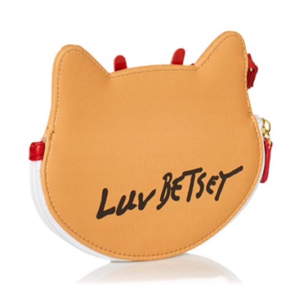 Luv Betsy by Betsy Johnson Holiday Reindeer Wristlet - Picture 4 of 10